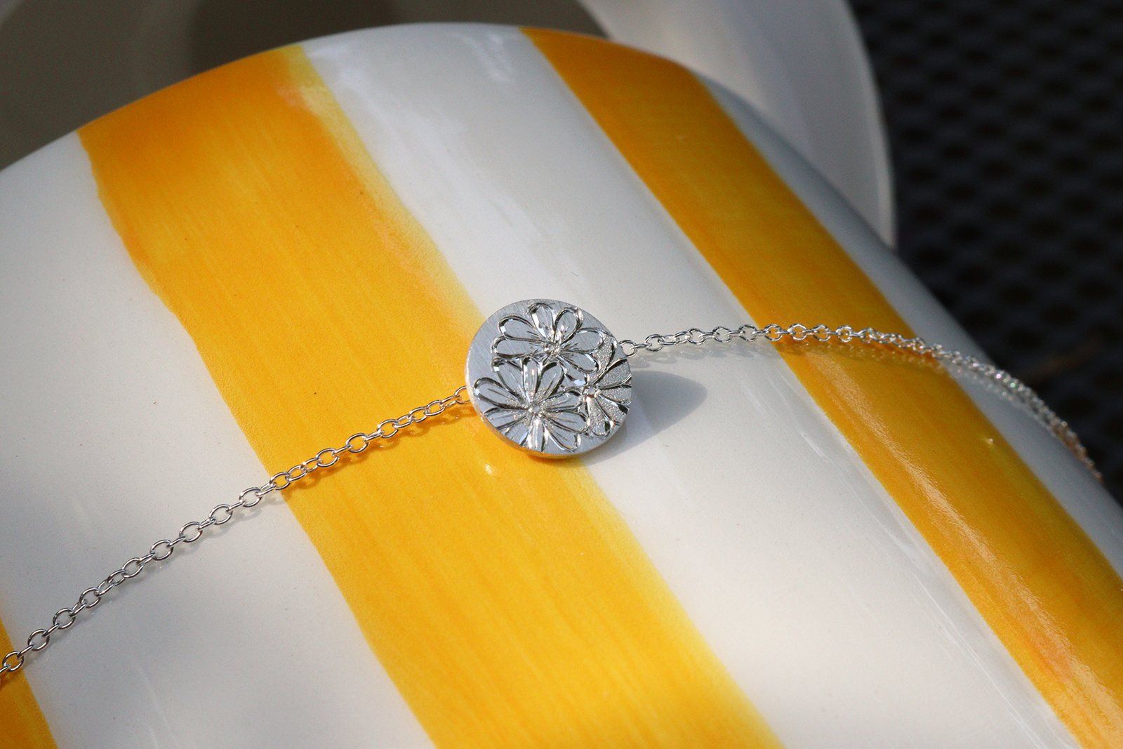 Sweet Daisy Necklace