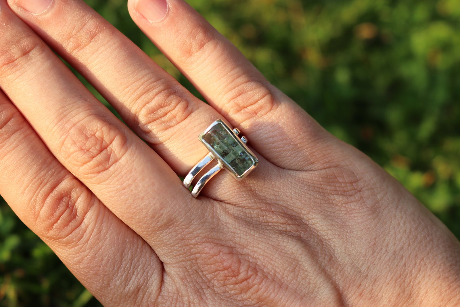 Aquamarine and Sterling Silver ring view 4