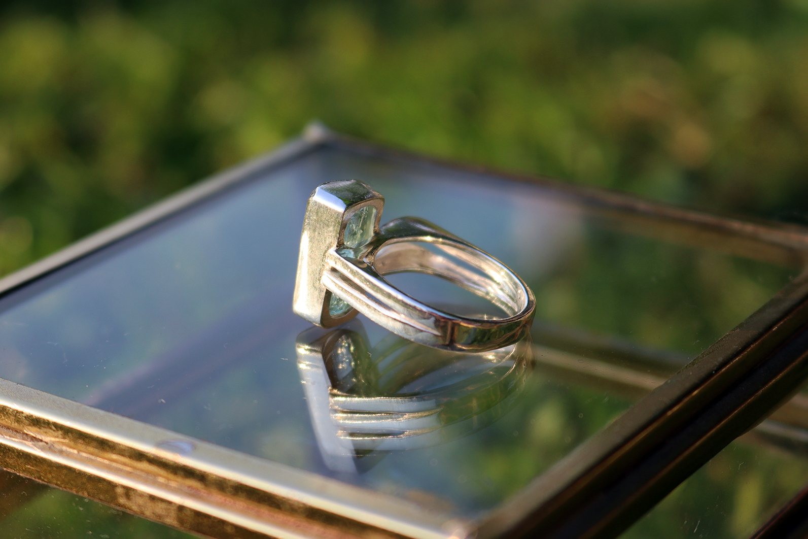 Aquamarine and Sterling Silver ring view 5