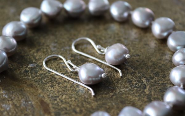 Grey Pearl Earrings